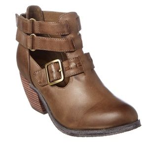 Antelope 665 leather women’s bootie (39) 8-8.5